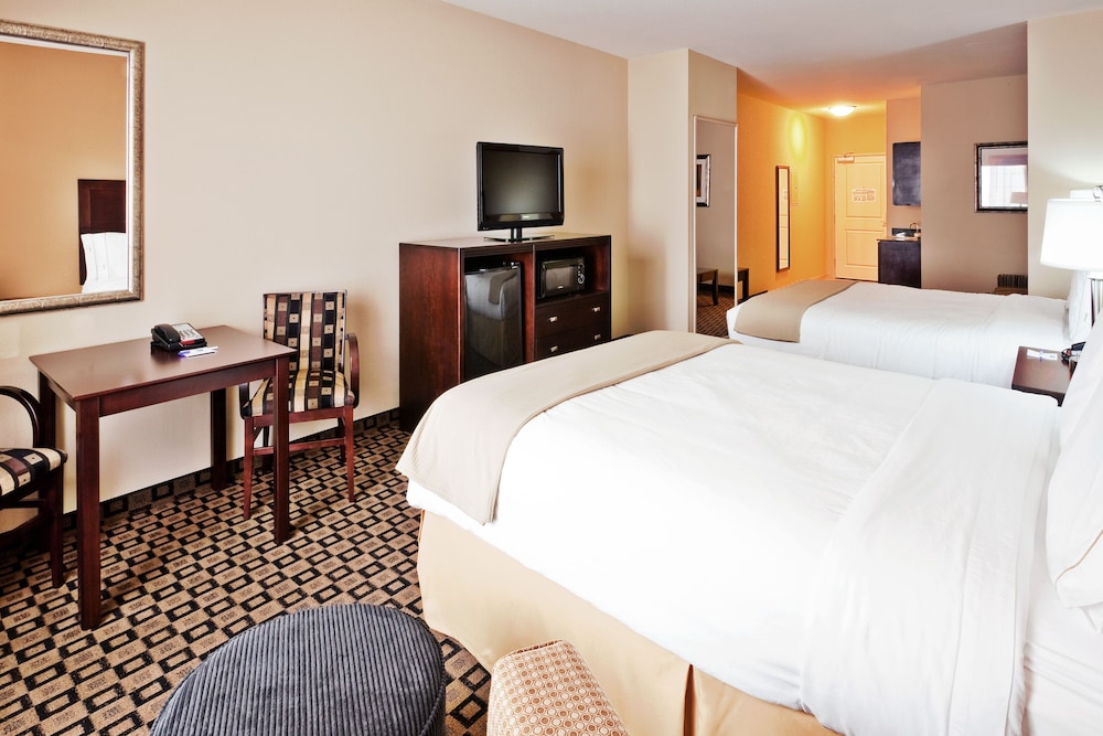 Standard Room, 2 Queen Beds - Photo 5