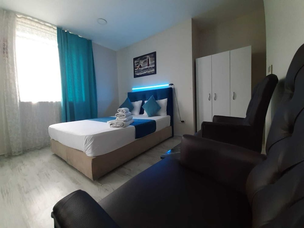 Standard Double Room photo 2