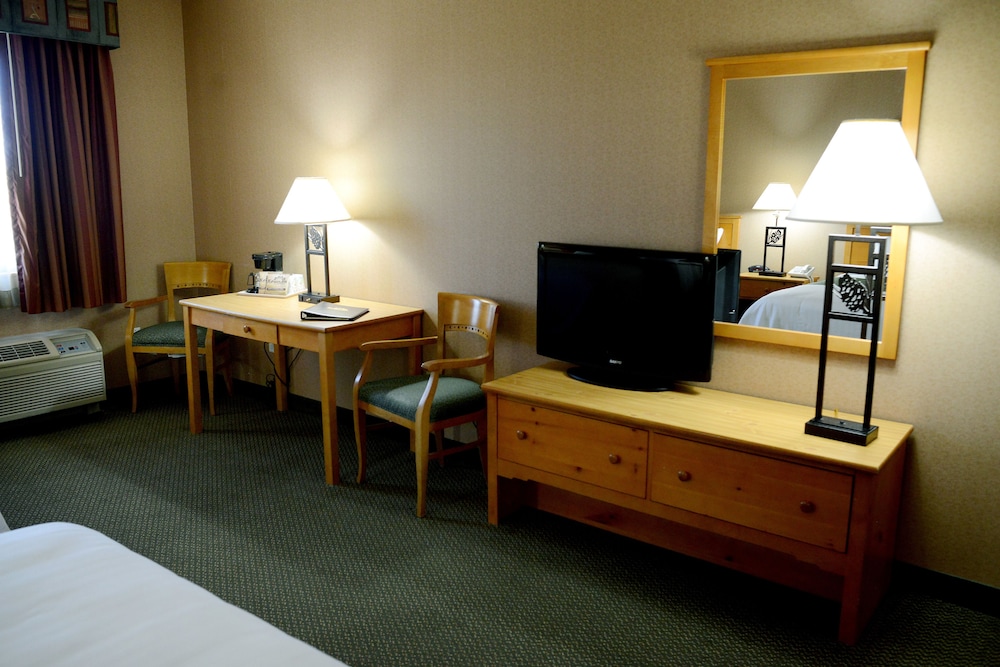 Standard Room, 1 King Bed photo 1