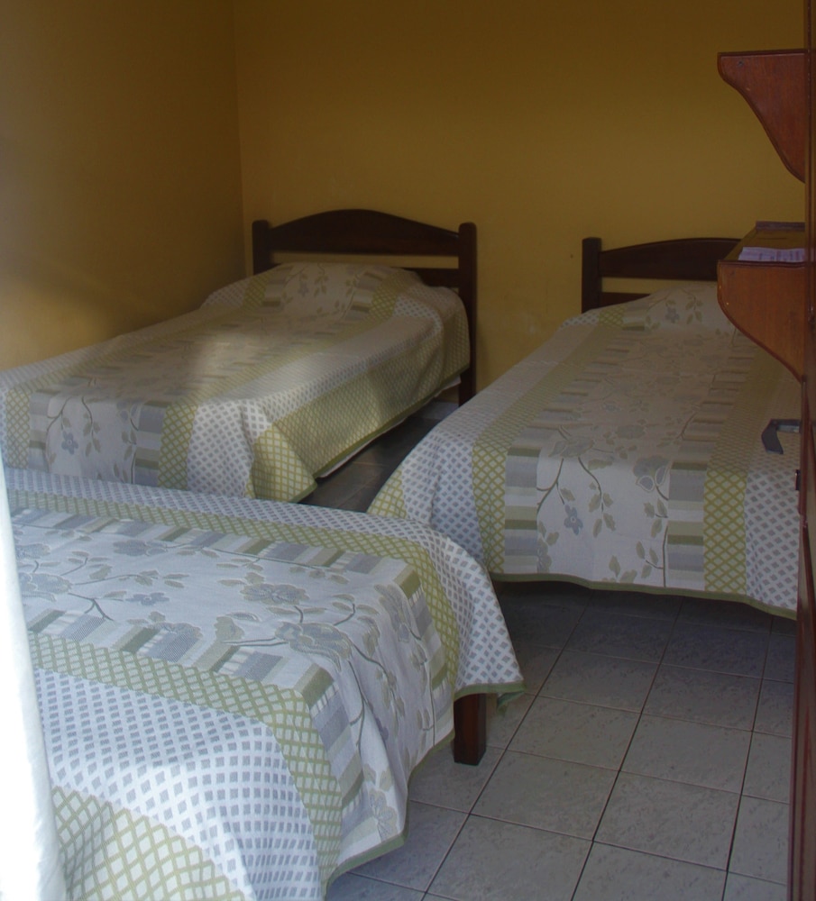Basic Triple Room, Multiple Beds, Courtyard View photo 2