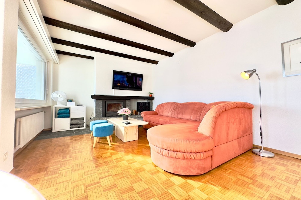 Family Apartment, Multiple Bedrooms (Bellevue apartment) photo 3