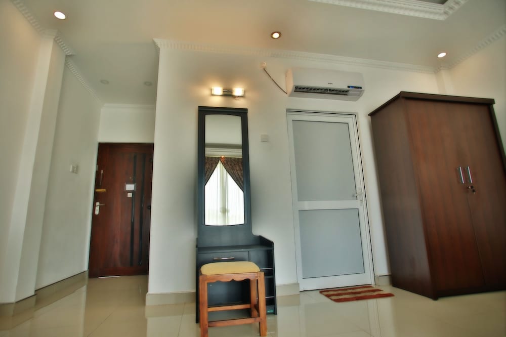 Deluxe Room, 1 Double Bed, Non Smoking photo 2