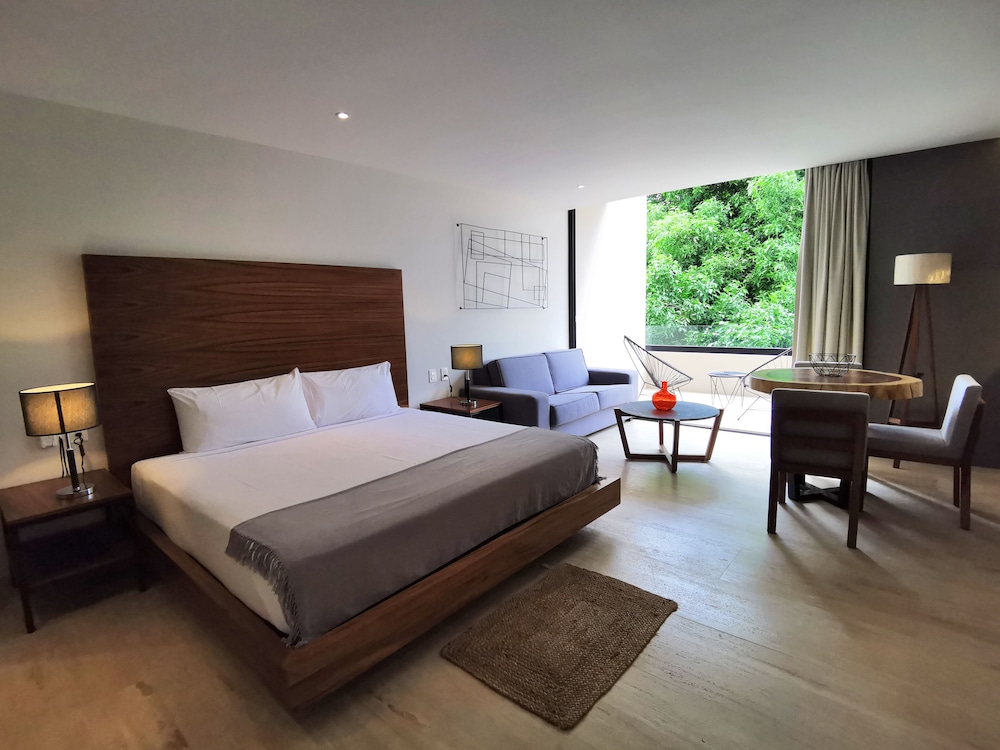 Luxury Loft, 1 Bedroom, Balcony, Garden View