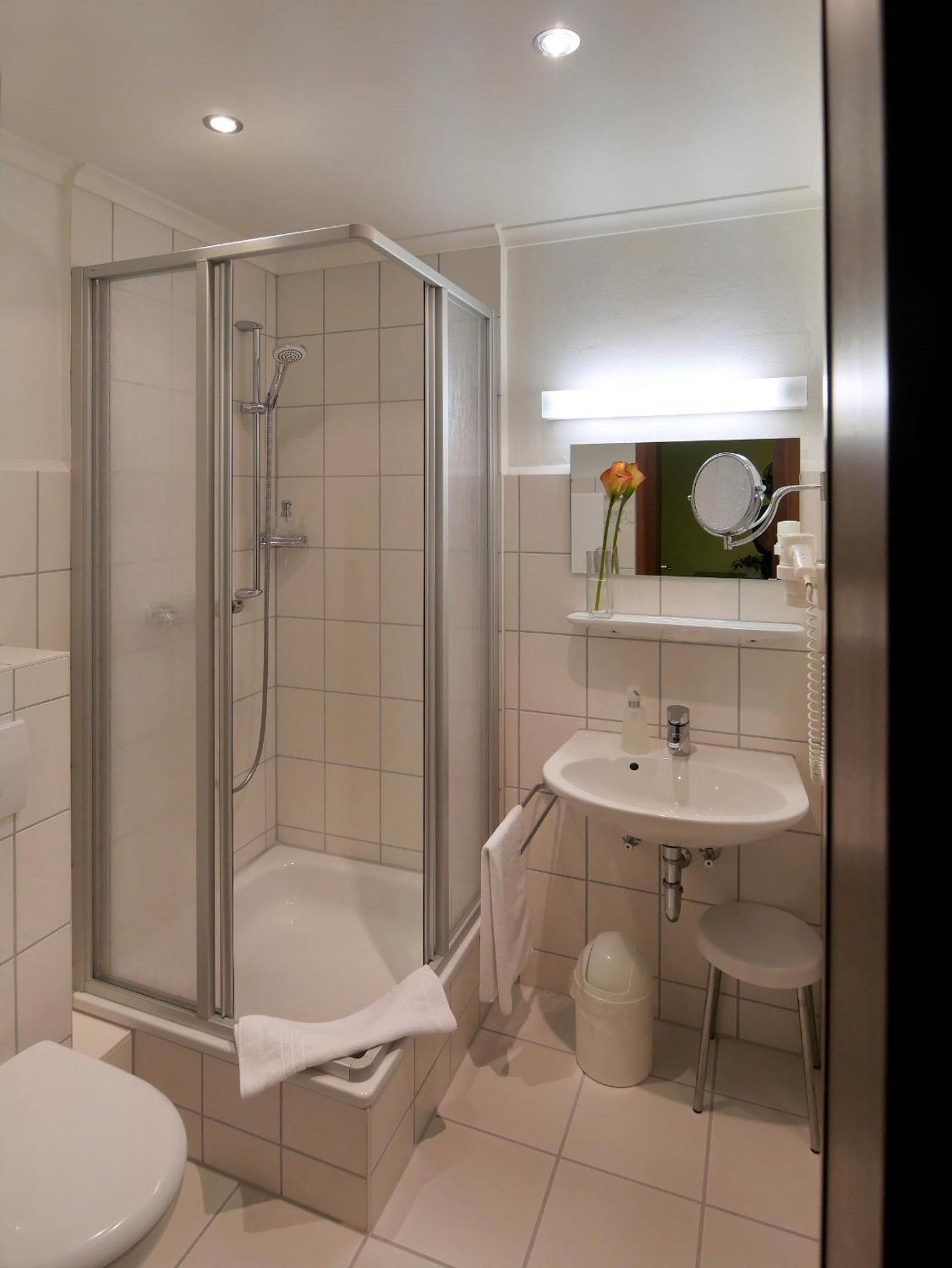 Double Room - Photo 4