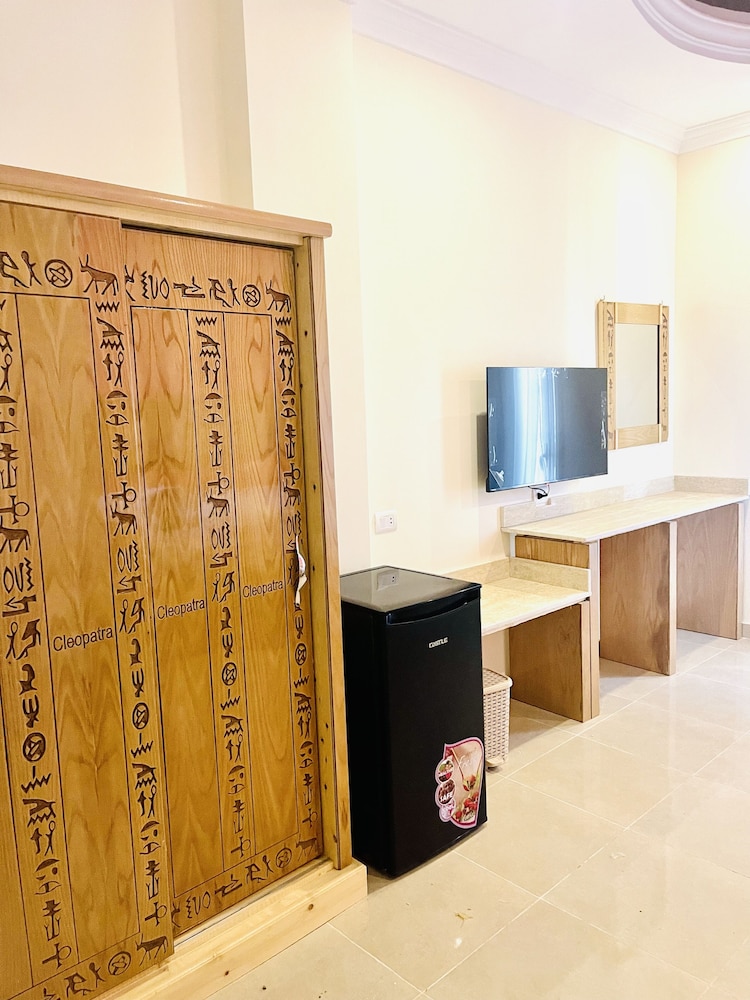 Panoramic Studio Suite, Non Smoking, Garden View photo 2