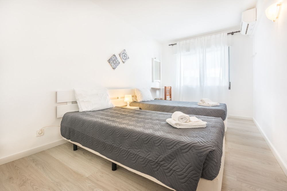 Standard Apartment, 1 Bedroom, Pool View