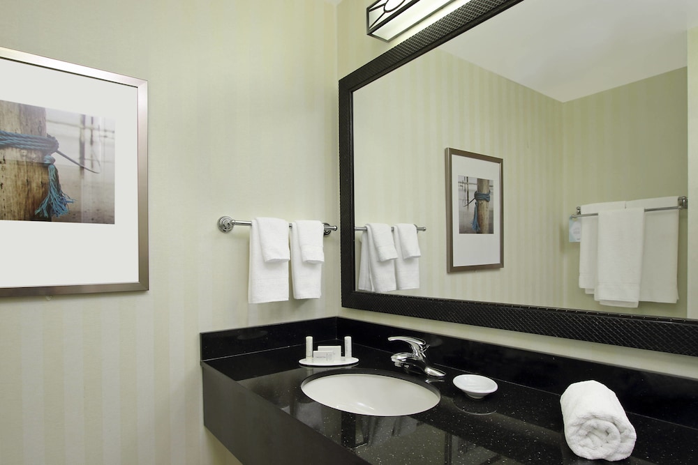 Suite, 2 Queen Beds - Photo 4