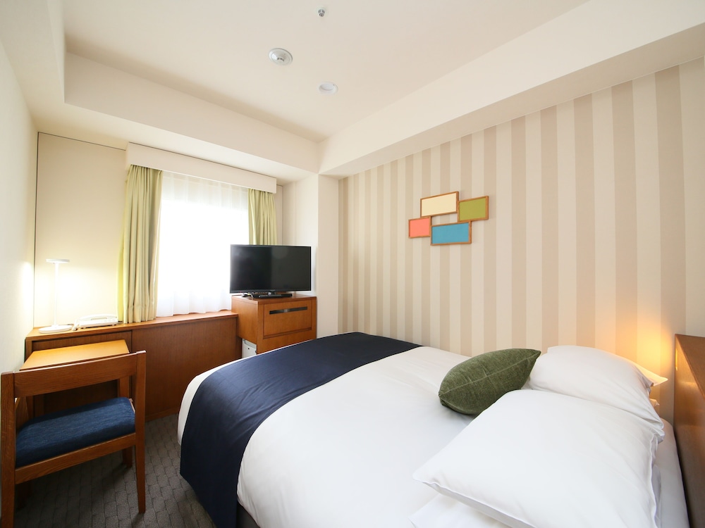 Economy Double Room, Non Smoking - Photo 2