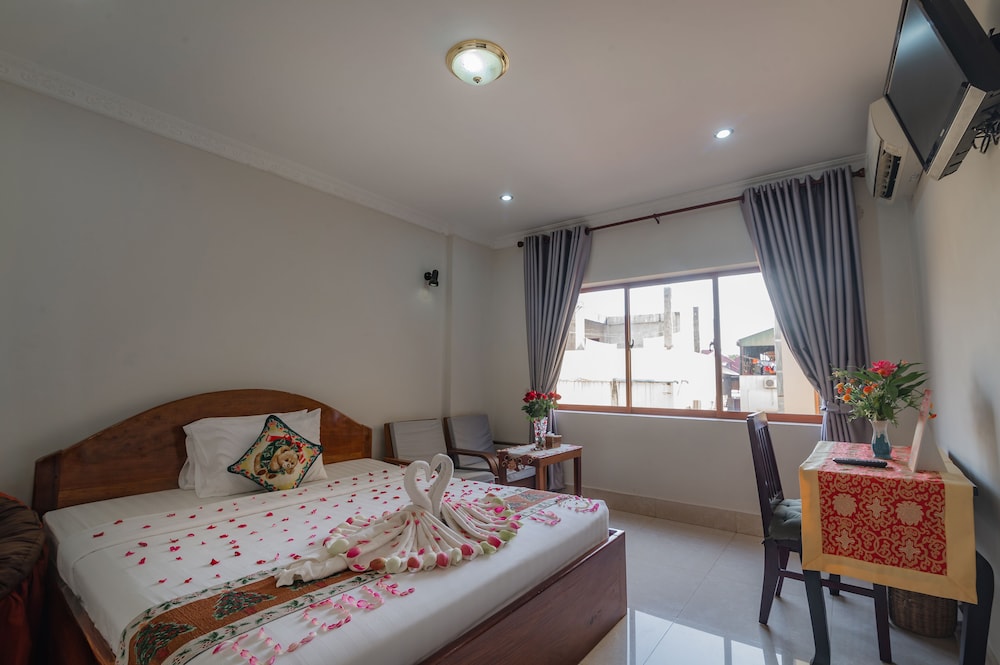 Deluxe Double Room - Photo 7