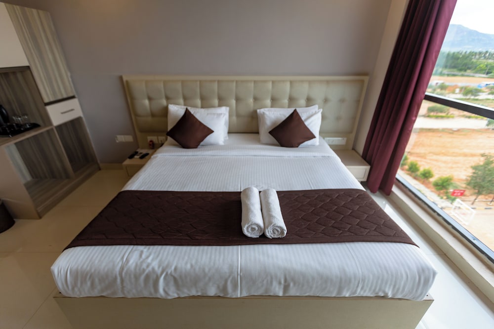Comfort Room, Hill View