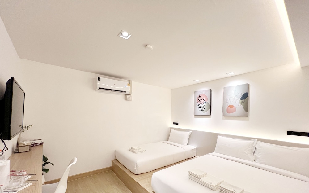 Deluxe Triple Room photo 2