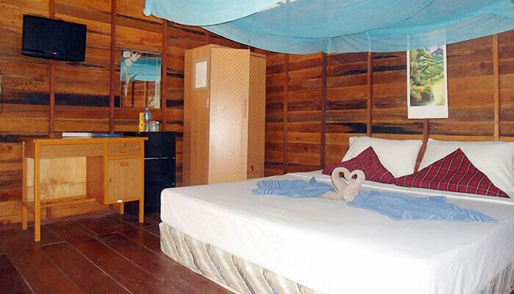 Fan Bungalow photo 2