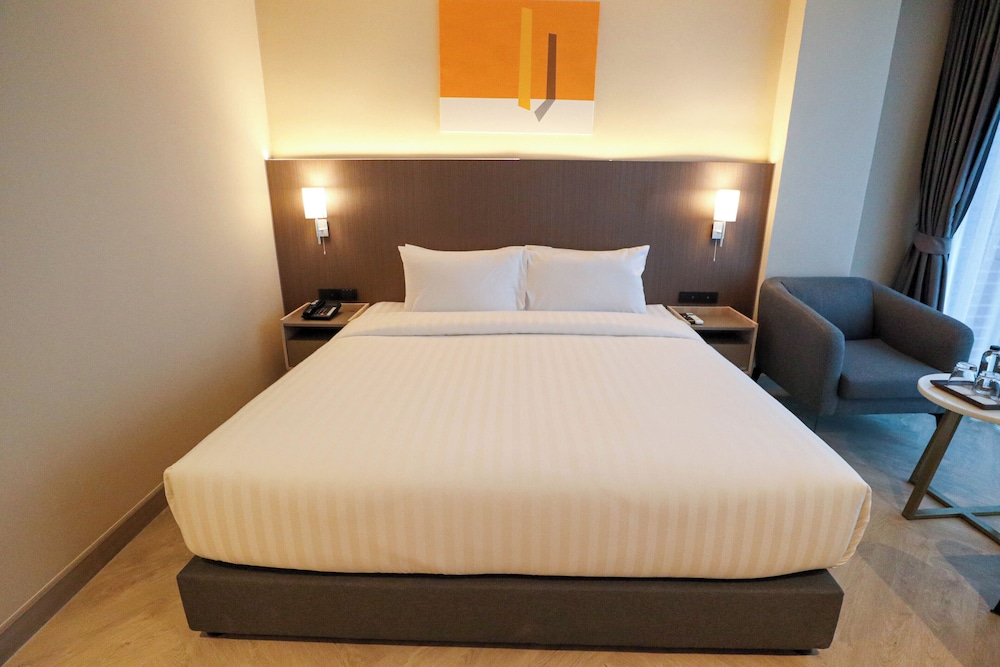 Deluxe Double Room, City View - Photo 4