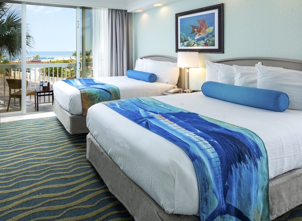 Resort View with Balcony 2 Double Beds - Photo 4