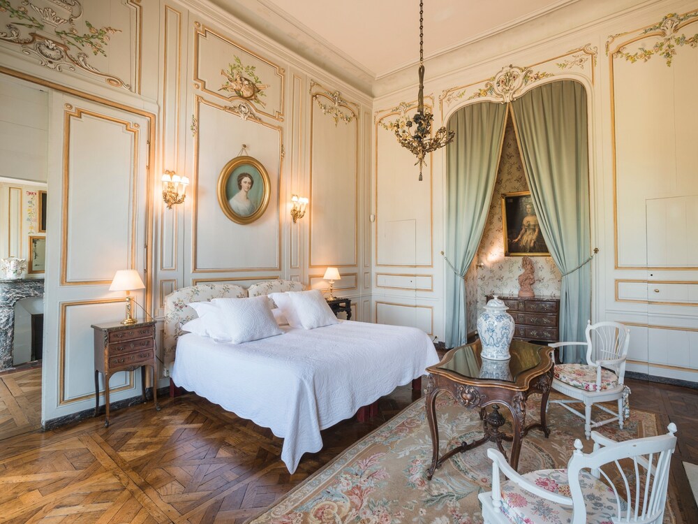 Prestige Suite photo 2