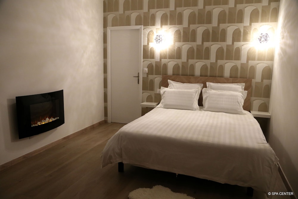 Superior Double Room, Ensuite (Chambre classique 1) - Photo 4