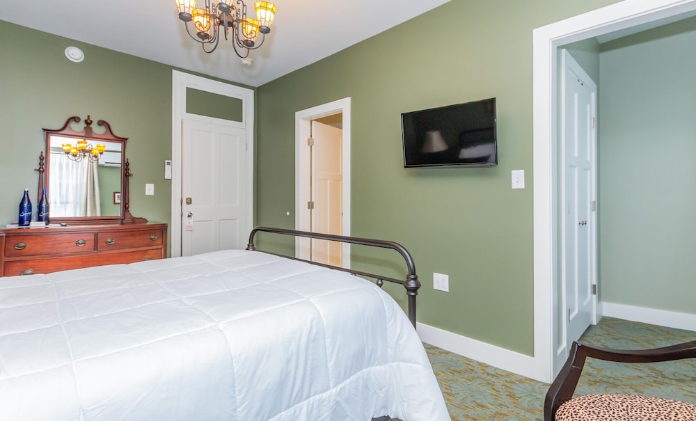 Double Room (Adirondack) photo 3