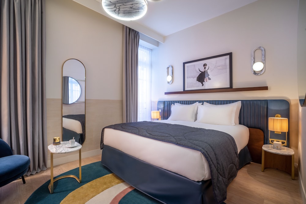 Deluxe Room - Photo 1