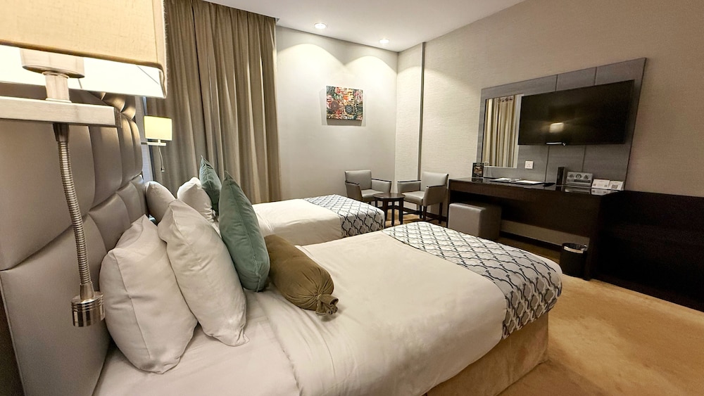Standard Room, 2 Twin Beds photo 2