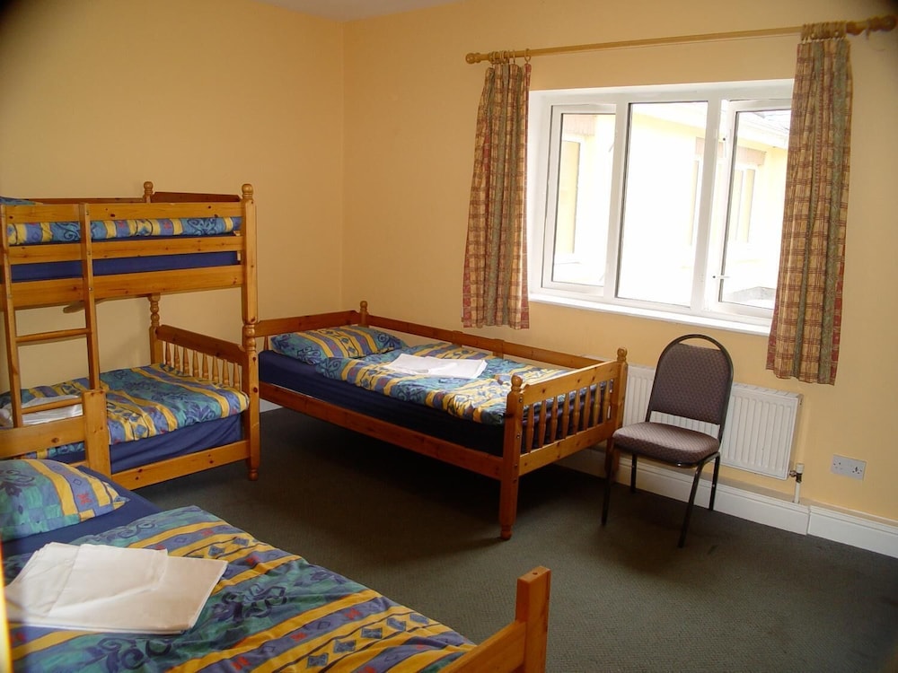 Shared Dormitory, Women only photo 2