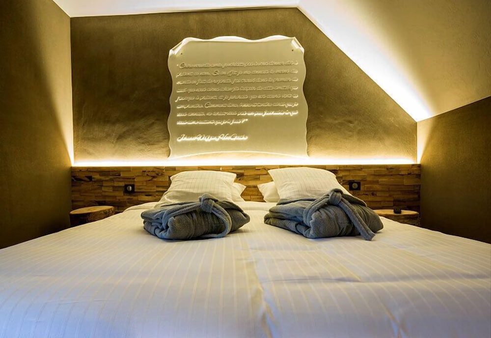 Junior Suite, 1 King Bed, Non Smoking