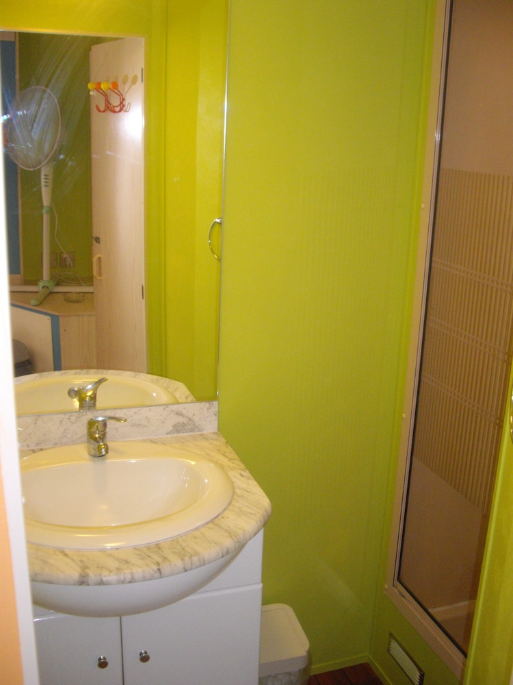 Mobil home Willerby  4 personnes  rénové photo 3