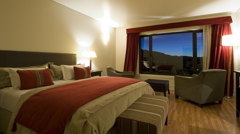 Superior Studio, 1 Queen Bed