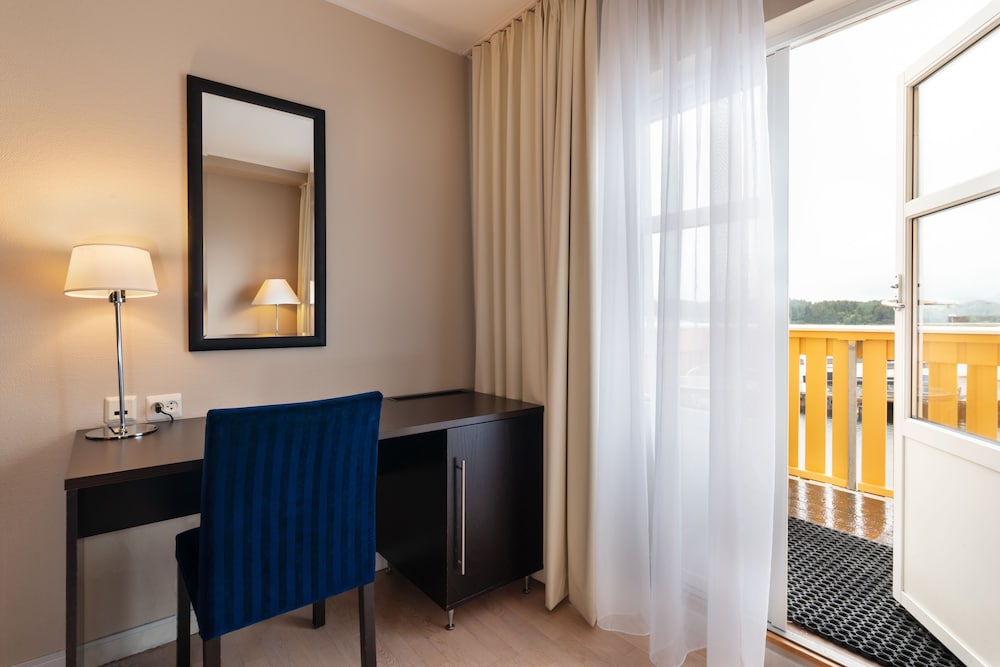 Superior Room, 1 Double Bed, Non Smoking - Photo 4