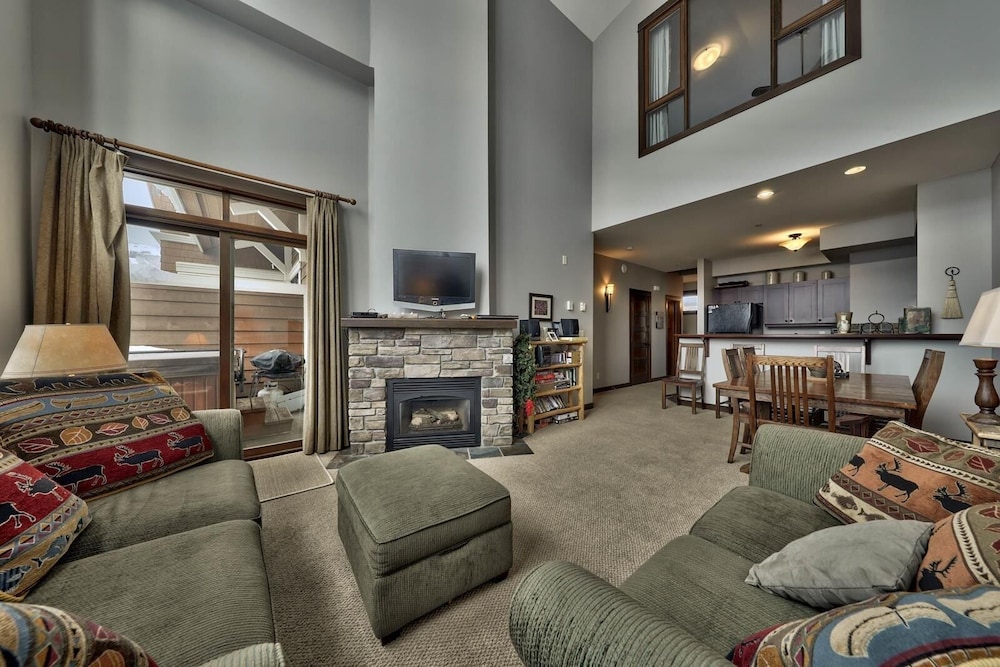 Condo, 3 Bedrooms photo 1