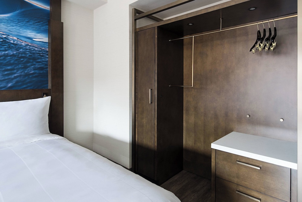 Room, 1 Double Bed - Photo 4