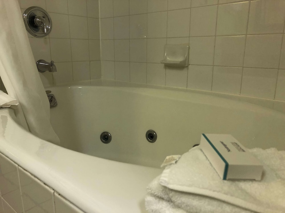 King Evolution Whirlpool photo 2