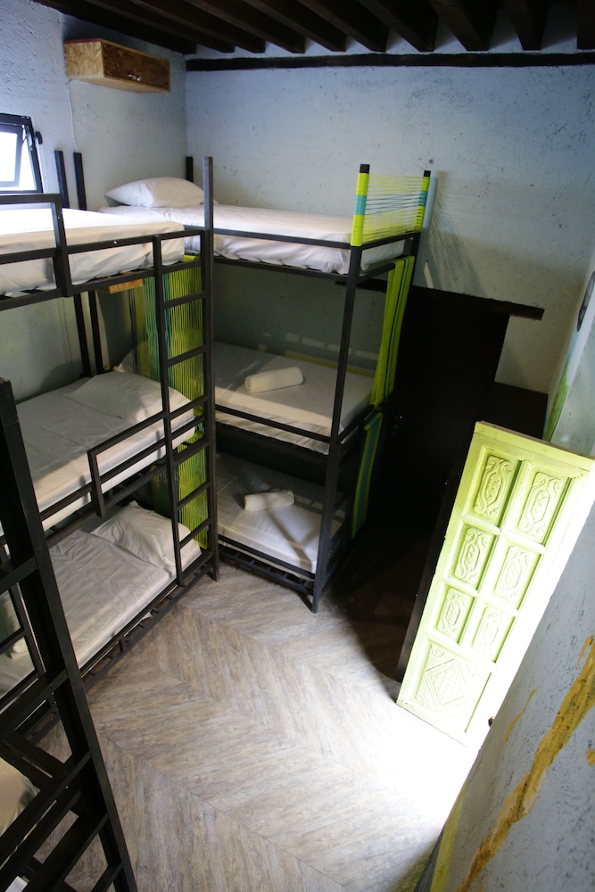 Shared Dormitory, Mixed Dorm, Shared Bathroom (9 Beds) photo 2