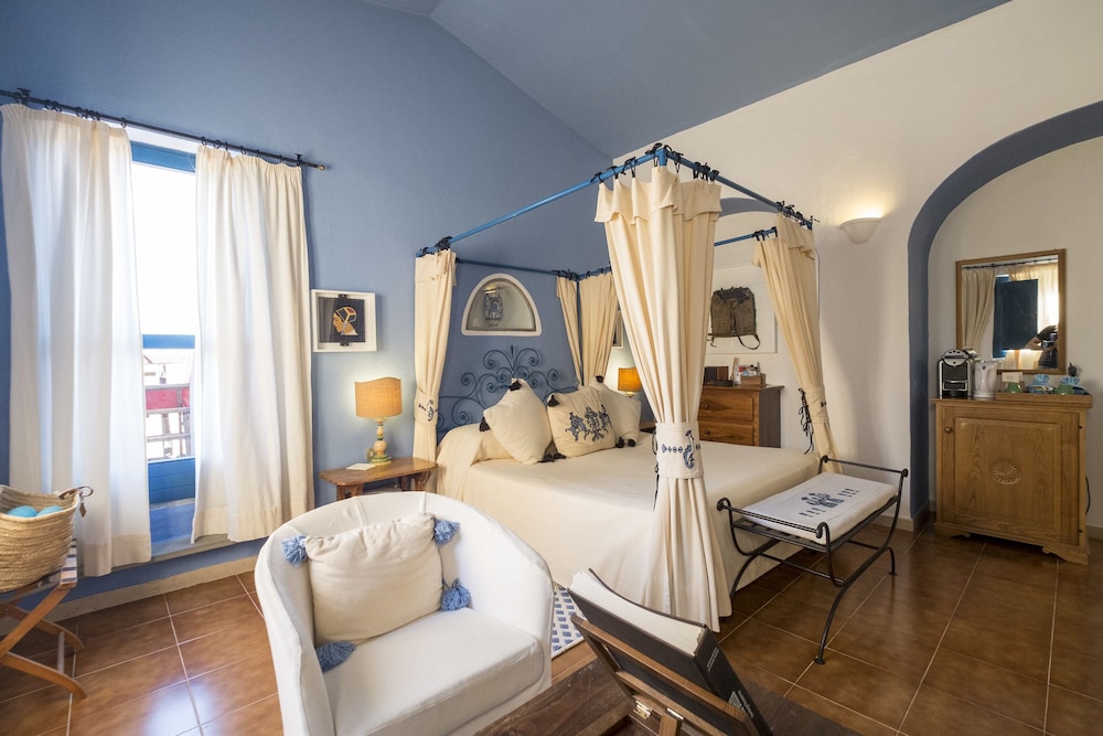 Junior Suite - Photo 1