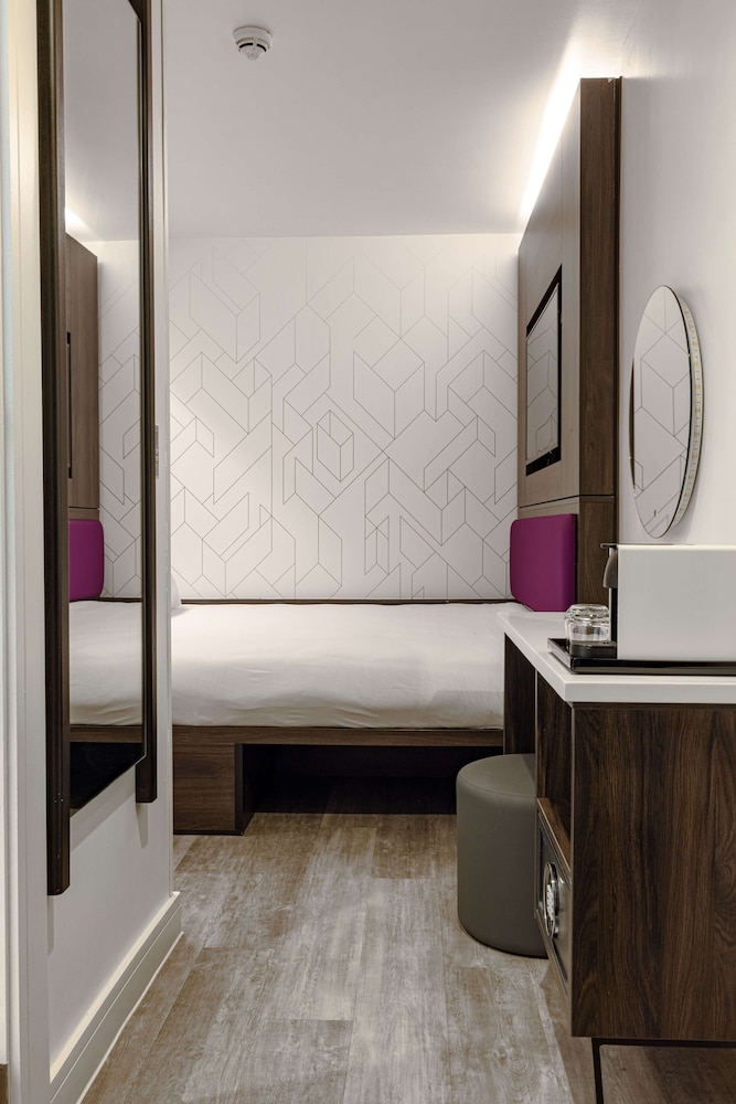 Standard Double Room photo 3