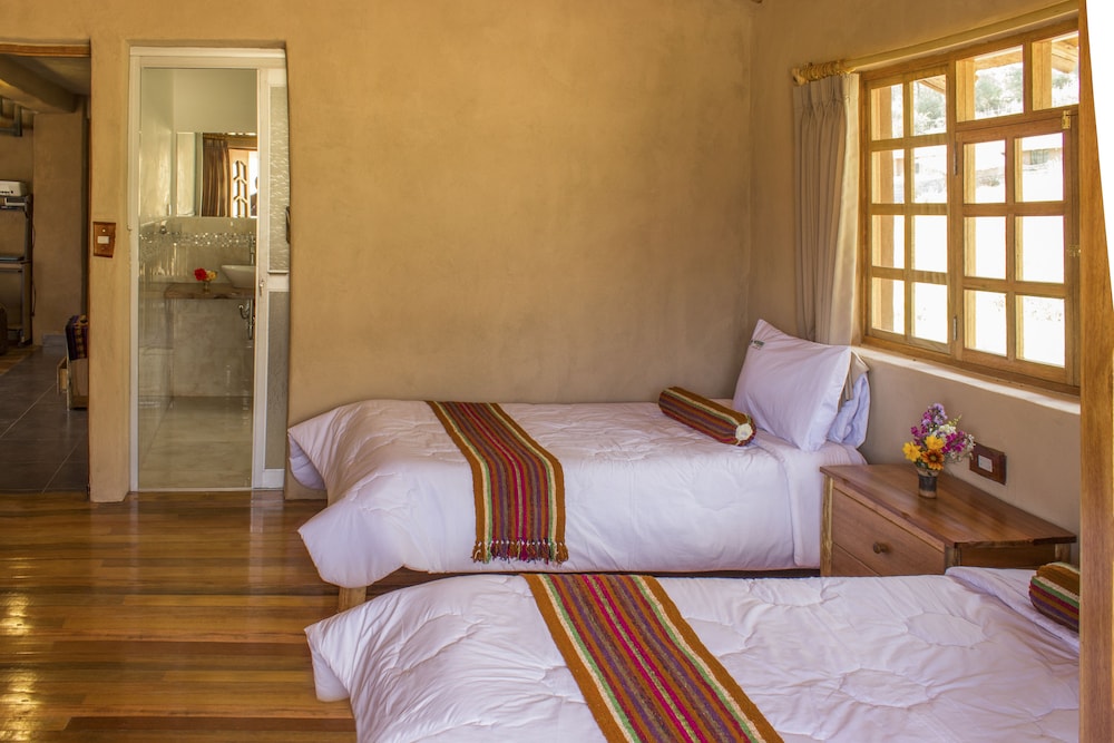 Chinchero Twin Deluxe Room with Balcony photo 3