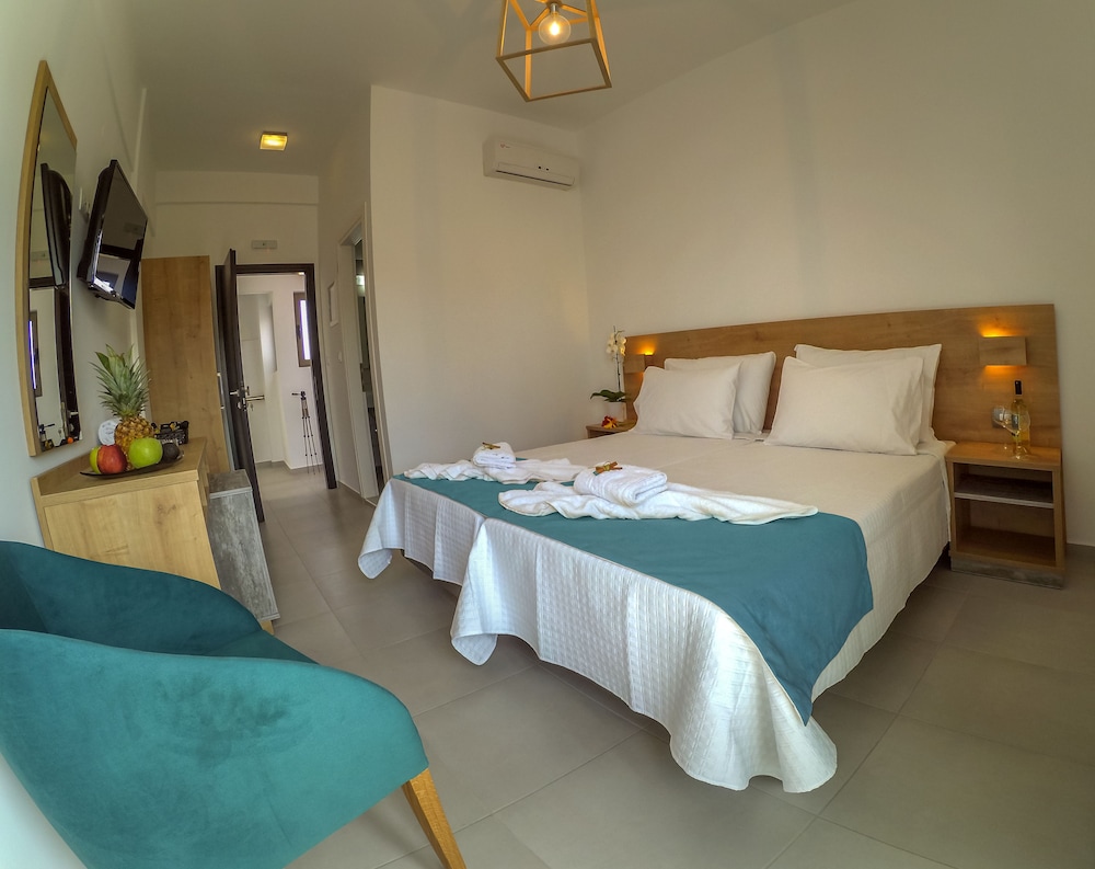 Standard Twin Room photo 2