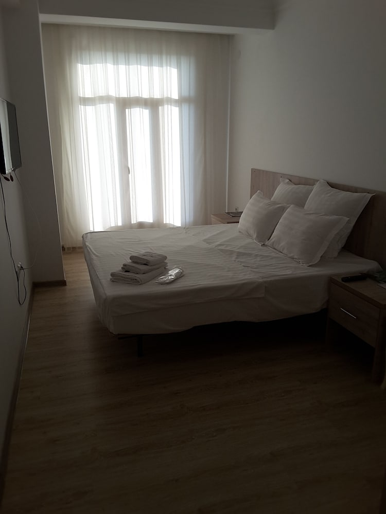 Standard Double Room photo 2