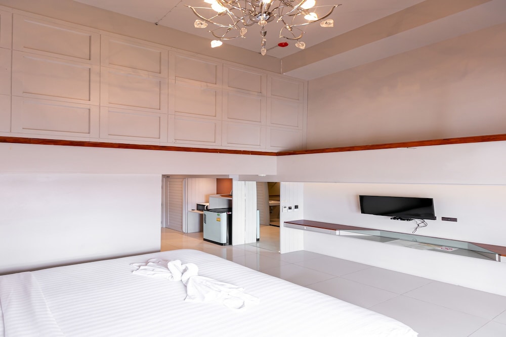 Deluxe Double Room photo 3
