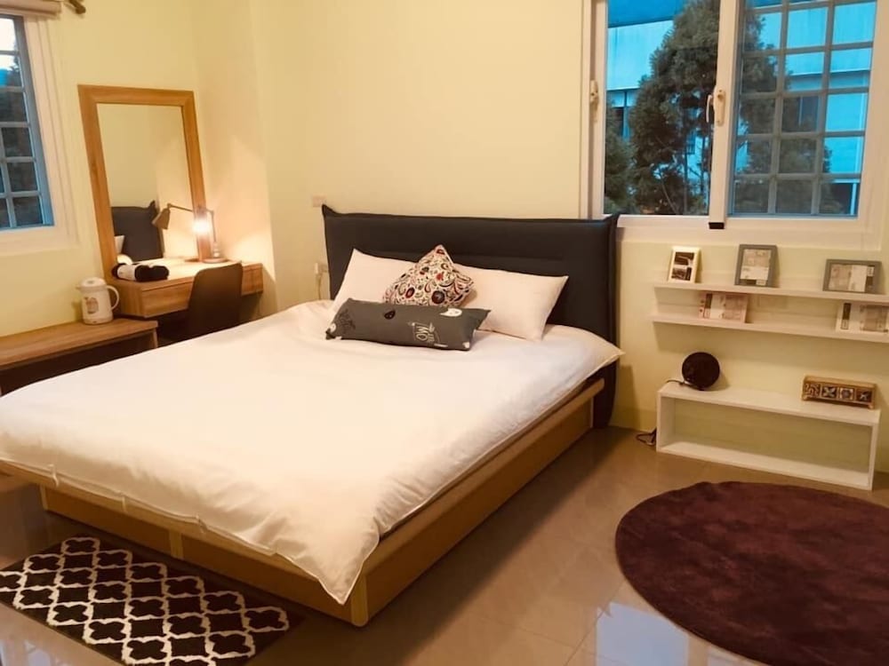 Double Room(Middle-size, White) photo 3