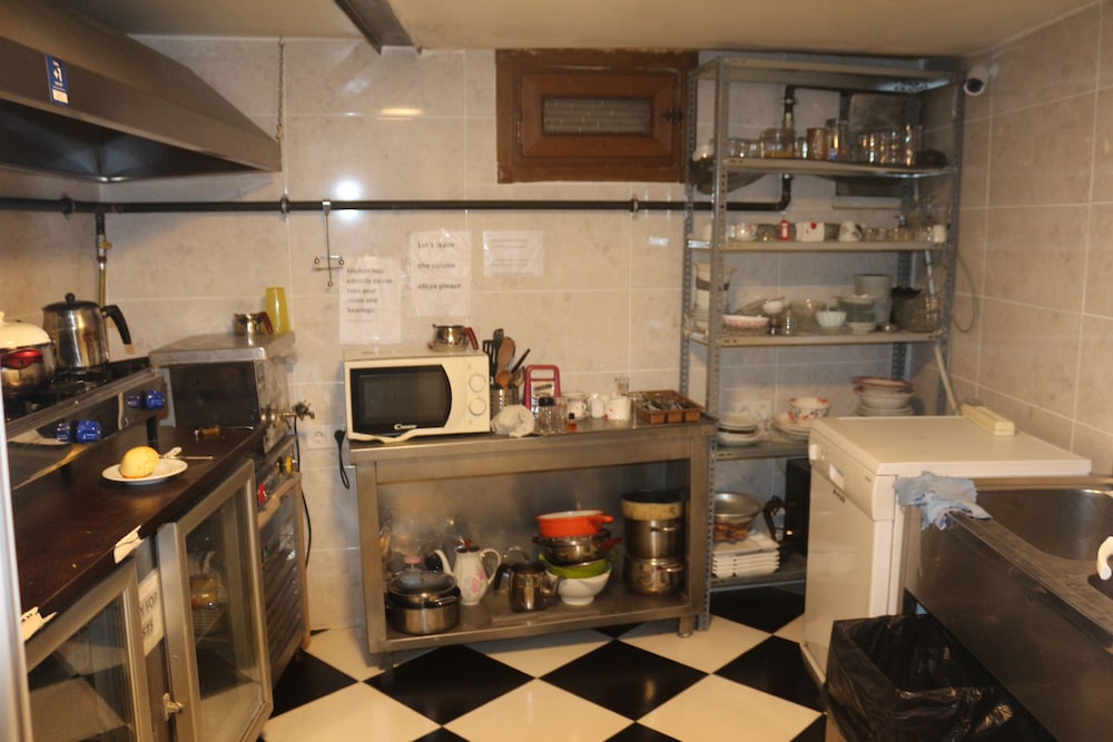 Shared Dormitory, Mixed Dorm (8 Beds) photo 2