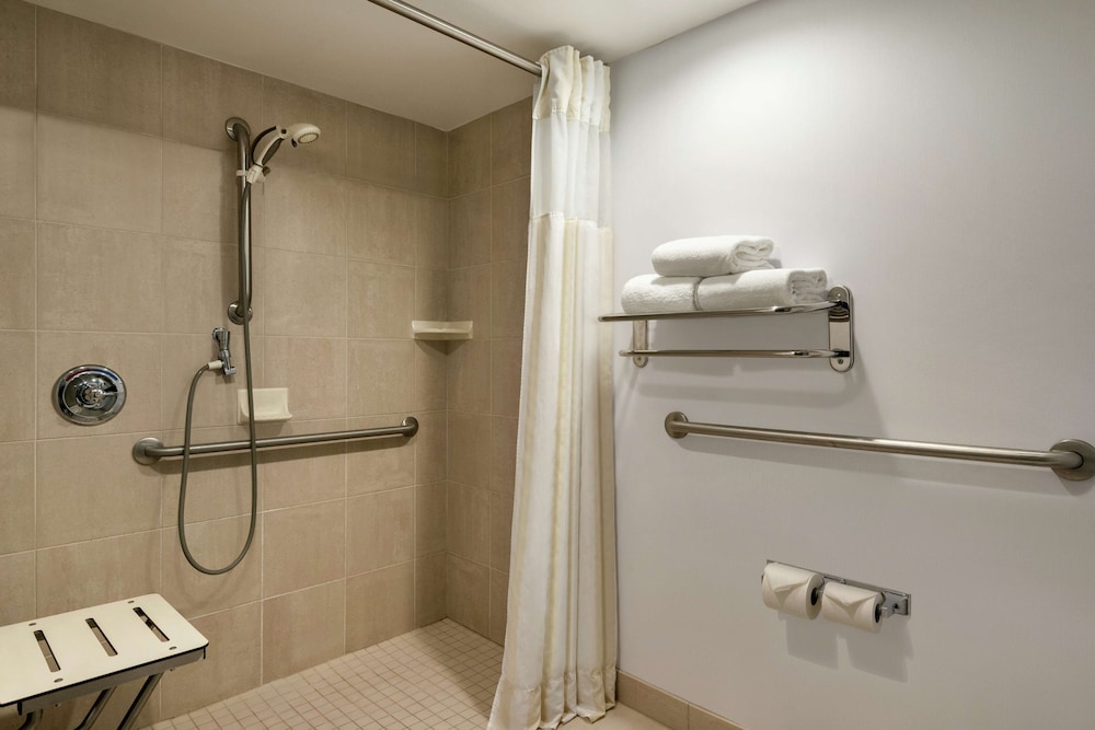 Room, Accessible - Photo 3