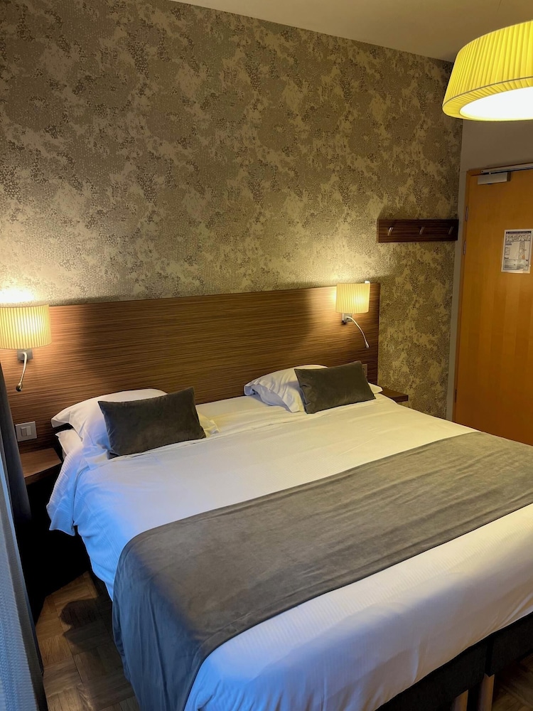 Standard Double Room - Photo 1