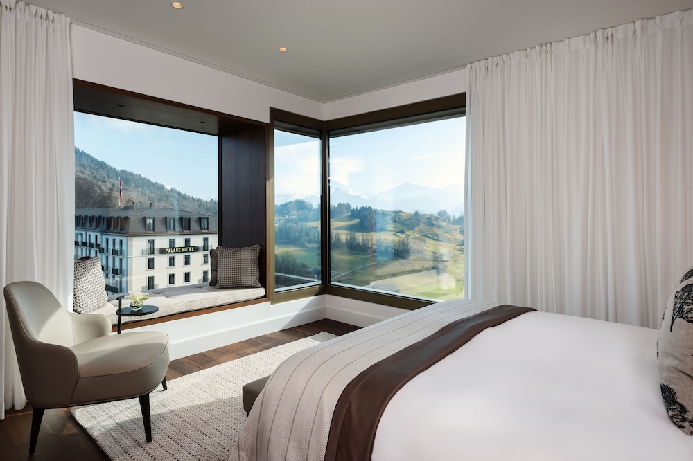Contemporary Family Suite with Spa Access photo 3