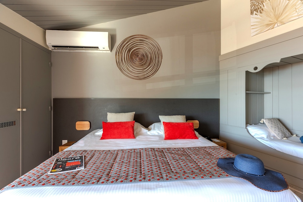 Superior Room, Sea View photo 1