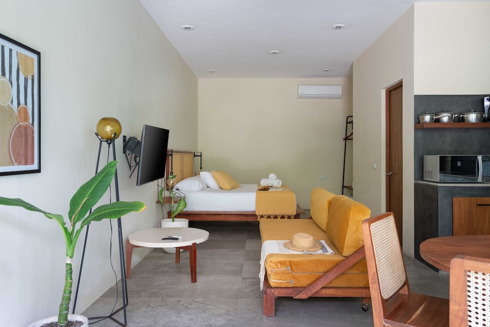 Signature Studio Suite