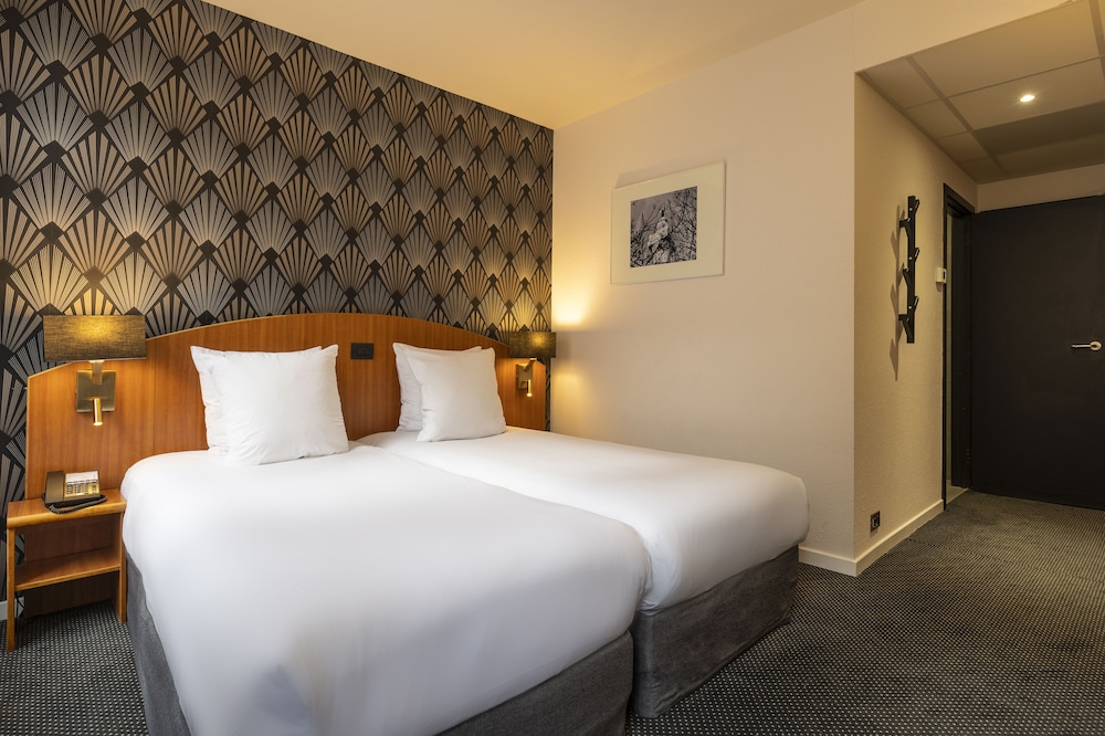 Classic Double Room, 1 Queen Bed - Photo 3