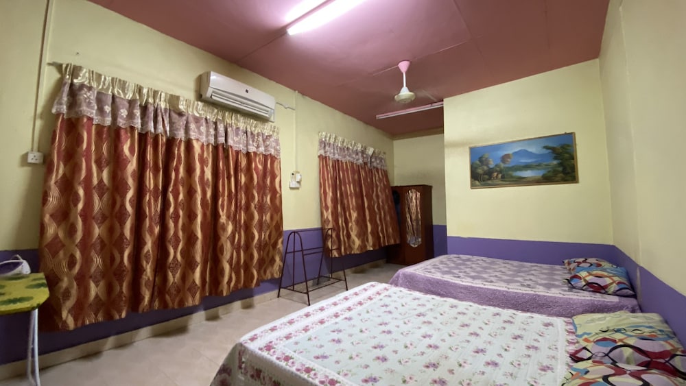 Deluxe Room, 2 Queen Beds photo 2