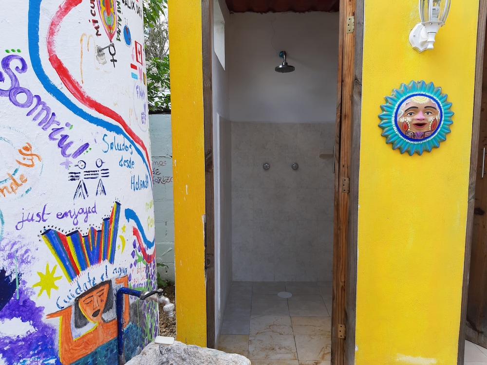 Classic Shared Dormitory, 4 Bedrooms, Non Smoking, Shared Bathroom photo 3