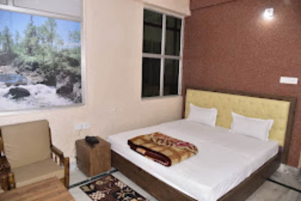 Deluxe Double Room, City View