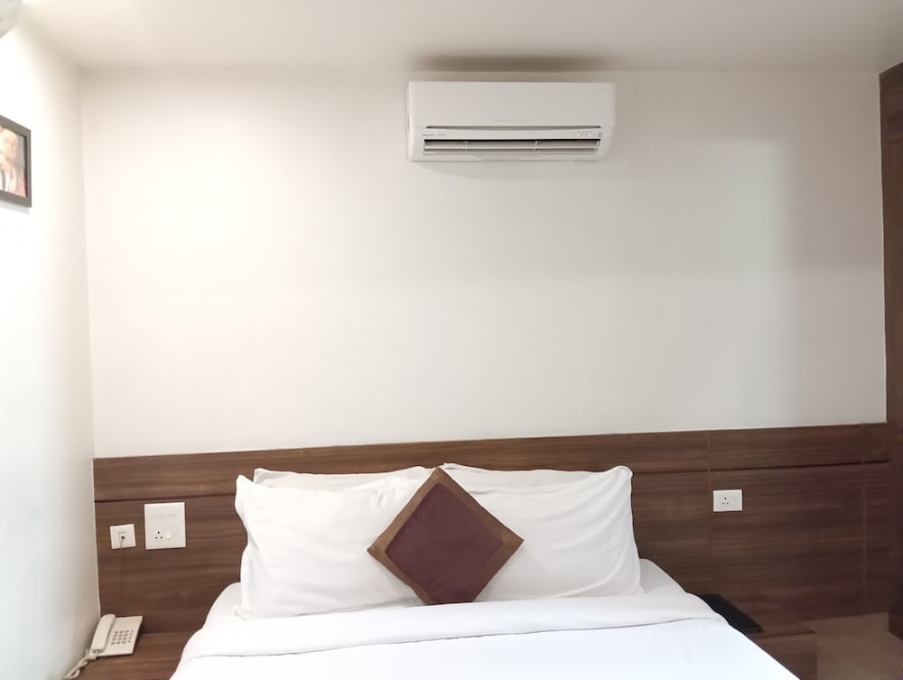 Deluxe Double Room, City View photo 2
